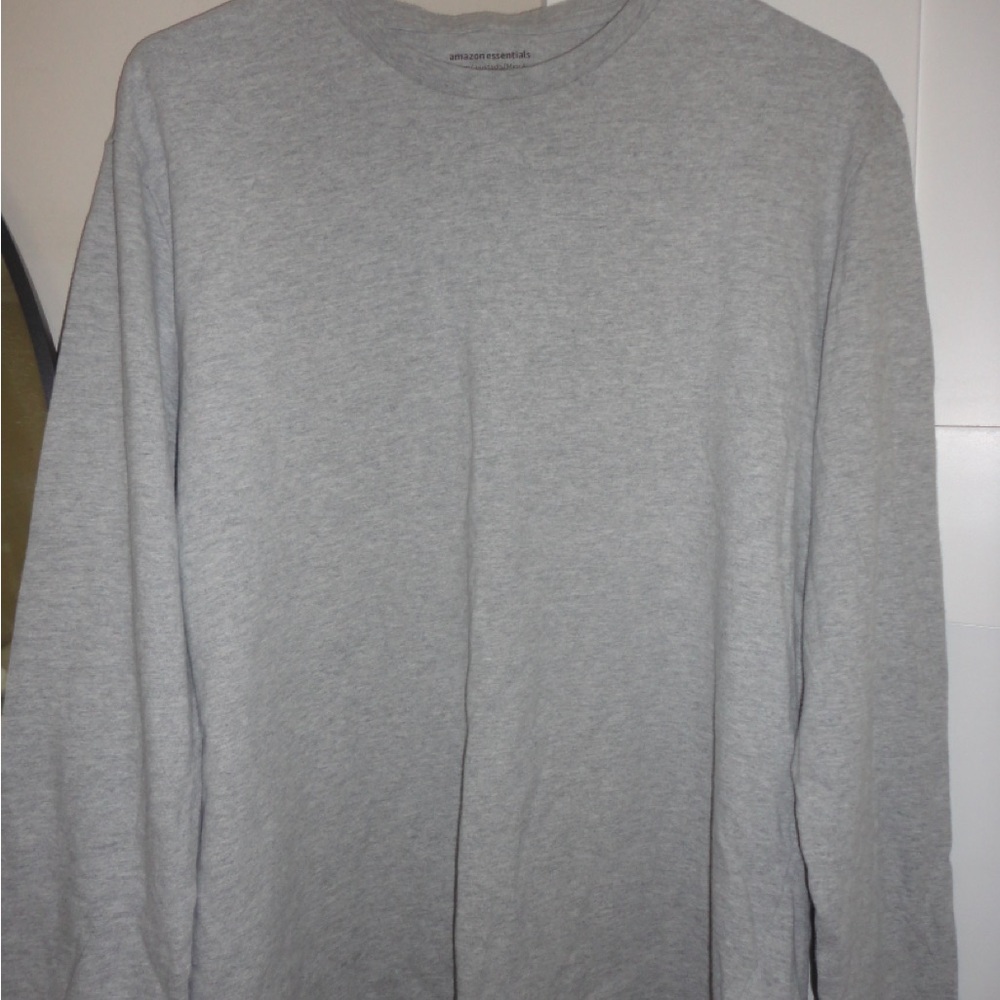 Amazon Essentials Men's Heather Gray Long Sleeve Tee